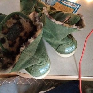 Toms boots